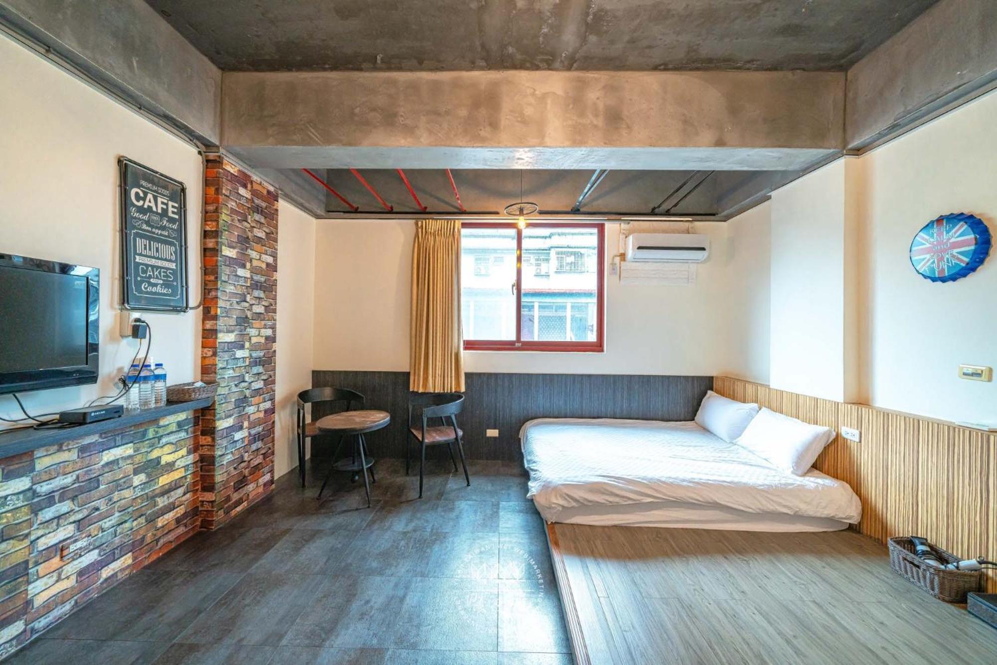 羅東夜市 工業loft旅宿 Loft House Luodong Dış mekan fotoğraf