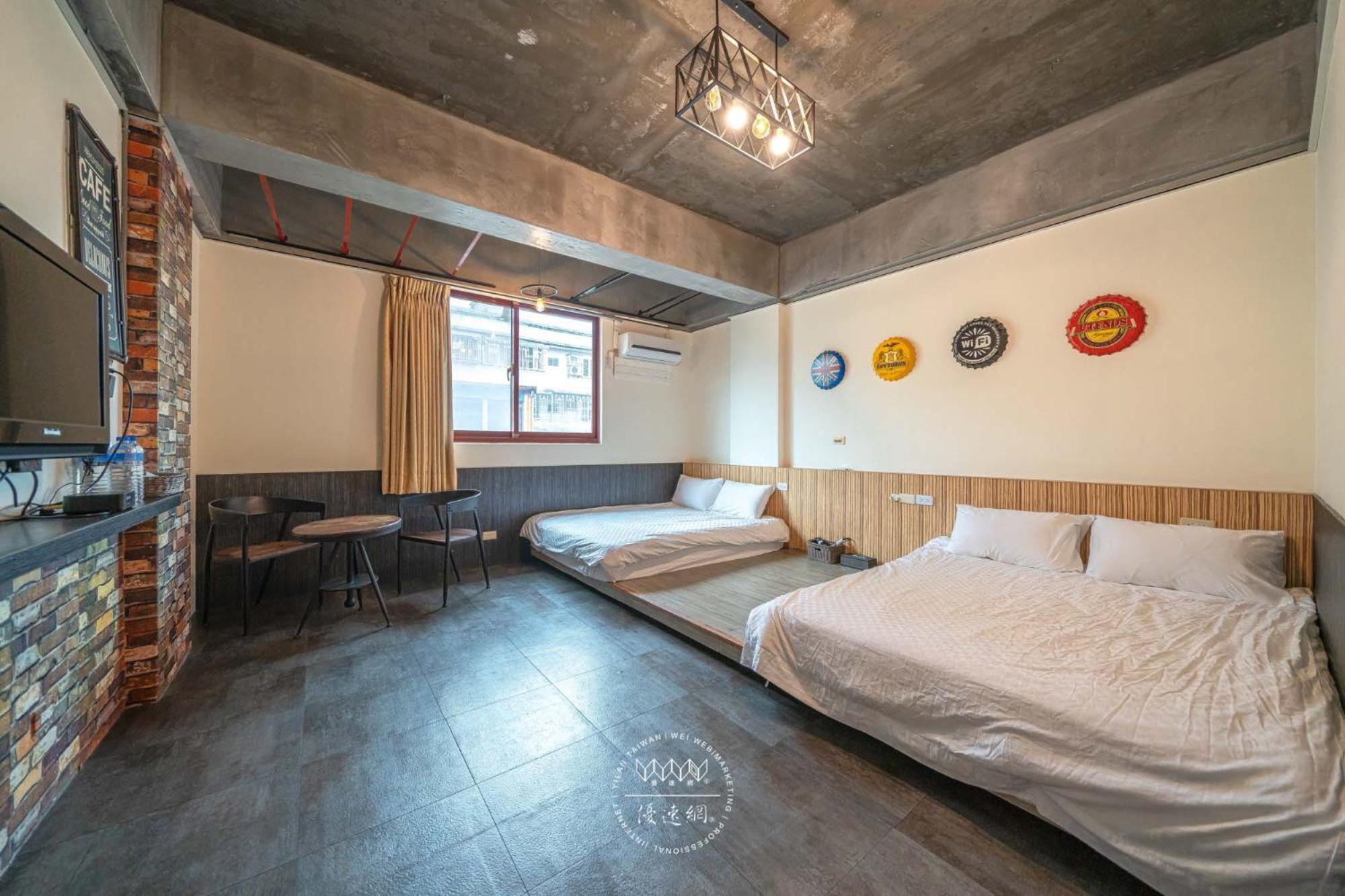 羅東夜市 工業loft旅宿 Loft House Luodong Dış mekan fotoğraf