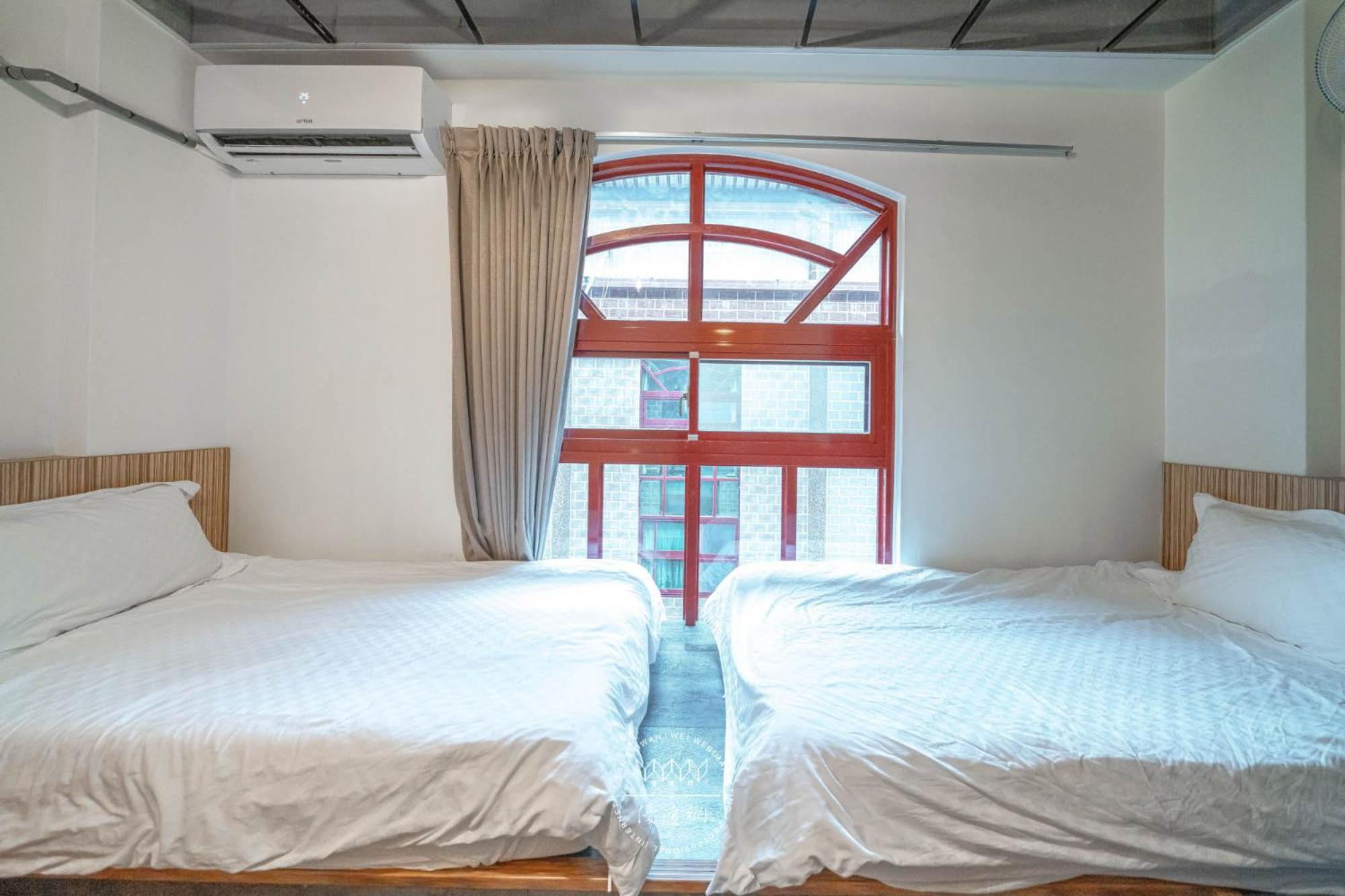 羅東夜市 工業loft旅宿 Loft House Luodong Dış mekan fotoğraf