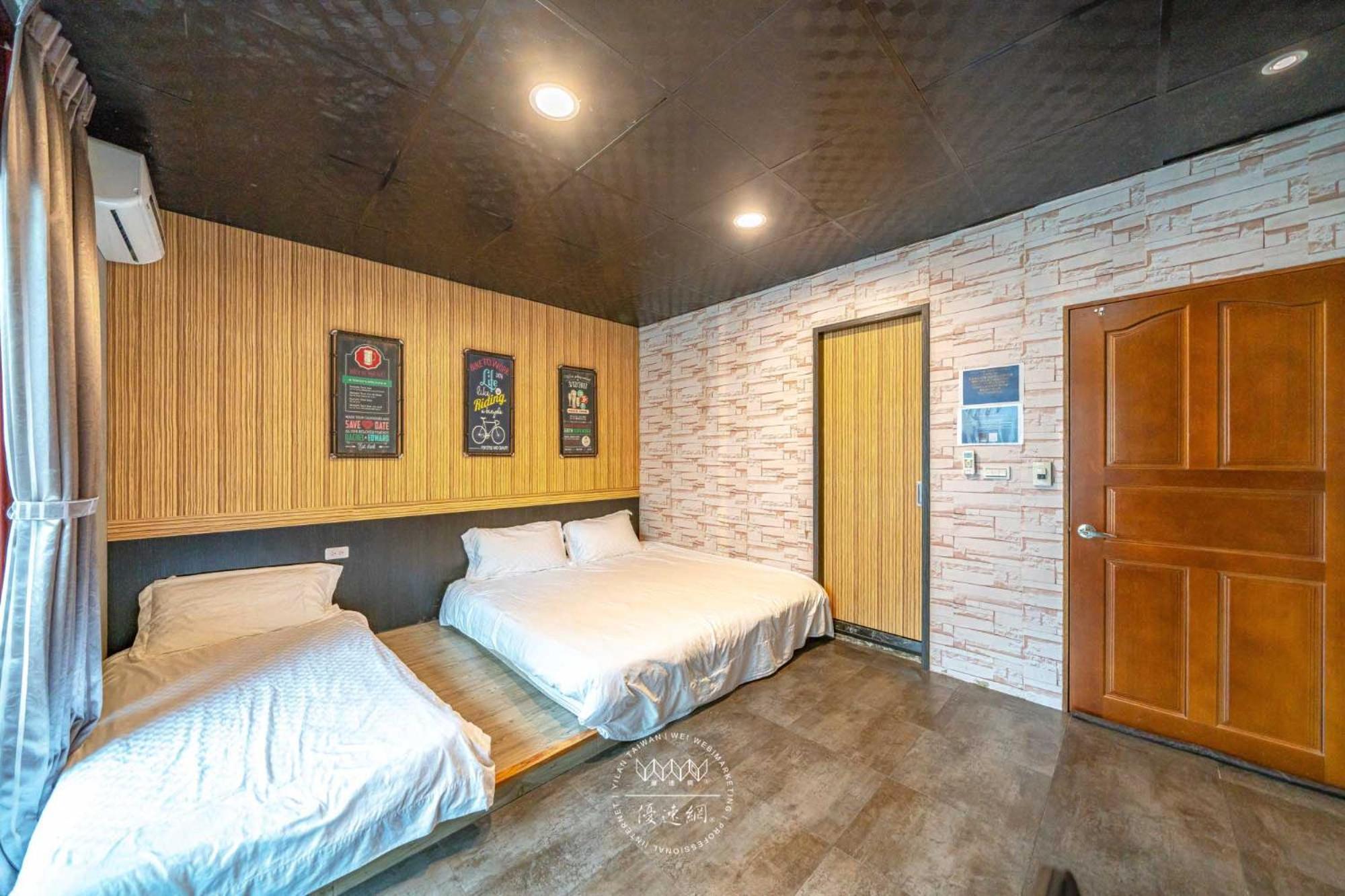 羅東夜市 工業loft旅宿 Loft House Luodong Dış mekan fotoğraf