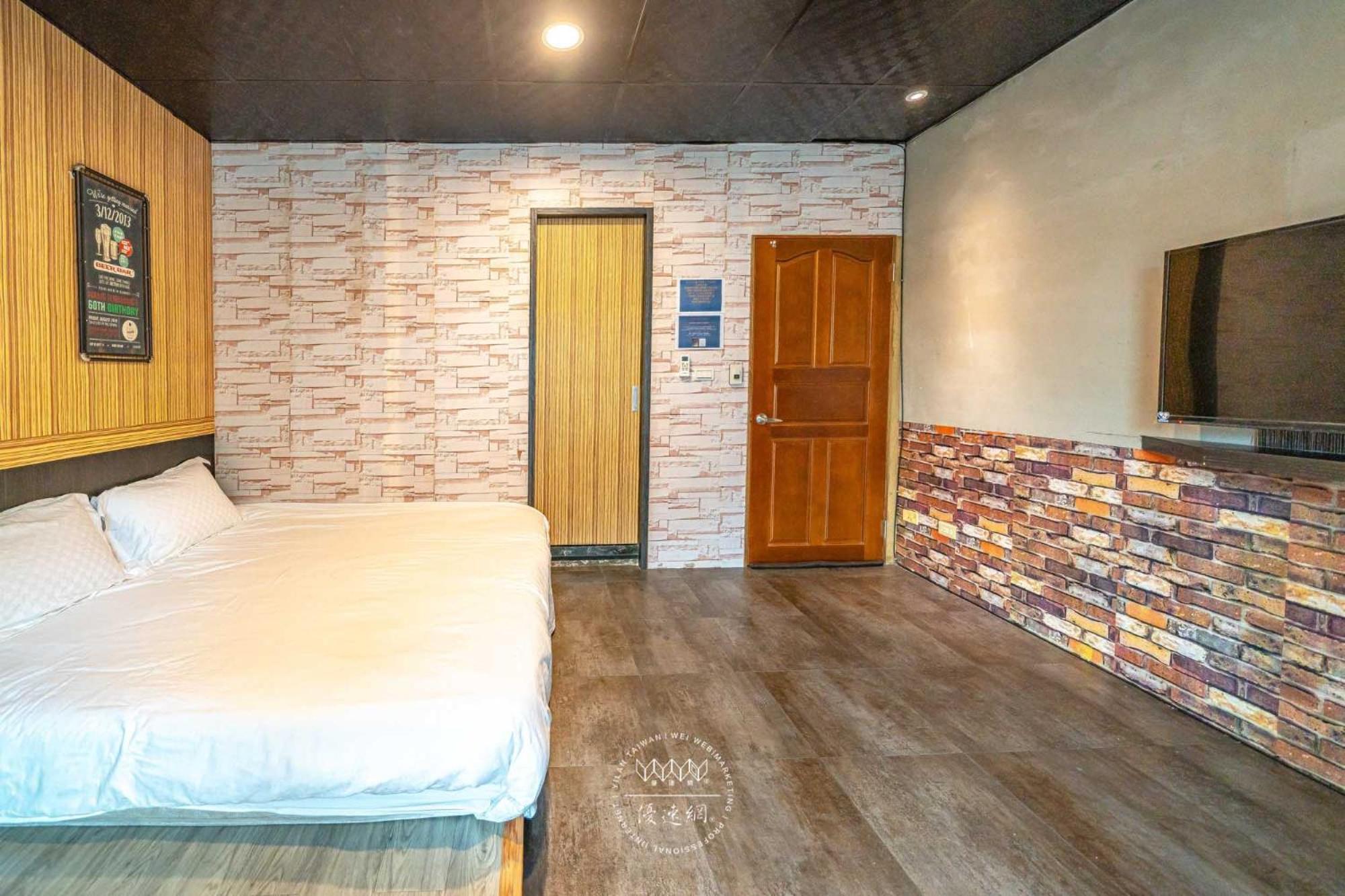羅東夜市 工業loft旅宿 Loft House Luodong Dış mekan fotoğraf