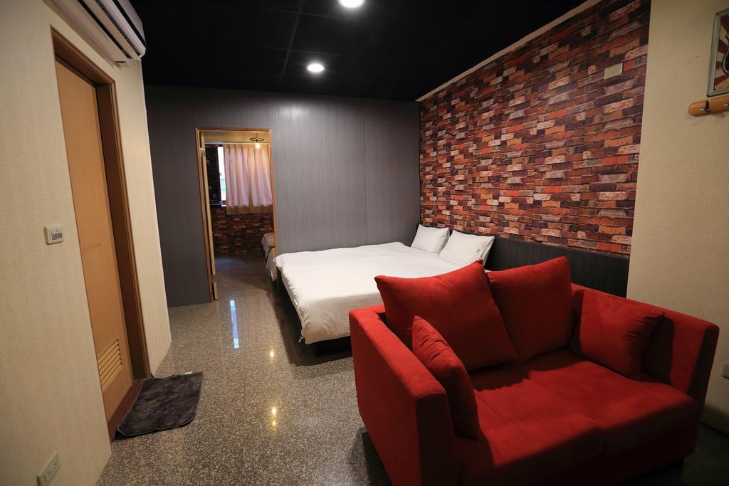 羅東夜市 工業loft旅宿 Loft House Luodong Dış mekan fotoğraf