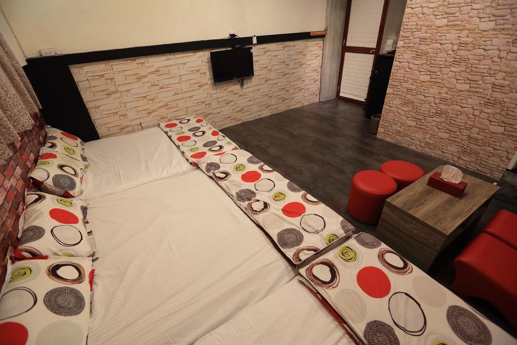 羅東夜市 工業loft旅宿 Loft House Luodong Dış mekan fotoğraf