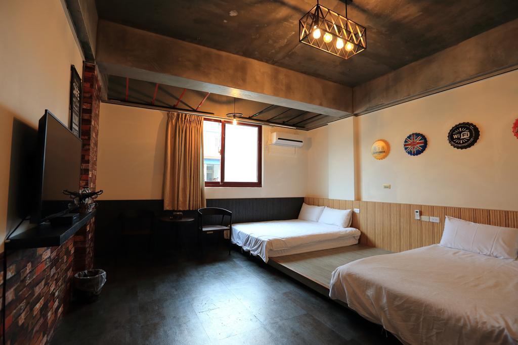 羅東夜市 工業loft旅宿 Loft House Luodong Dış mekan fotoğraf