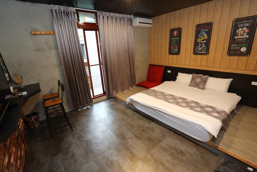羅東夜市 工業loft旅宿 Loft House Luodong Dış mekan fotoğraf